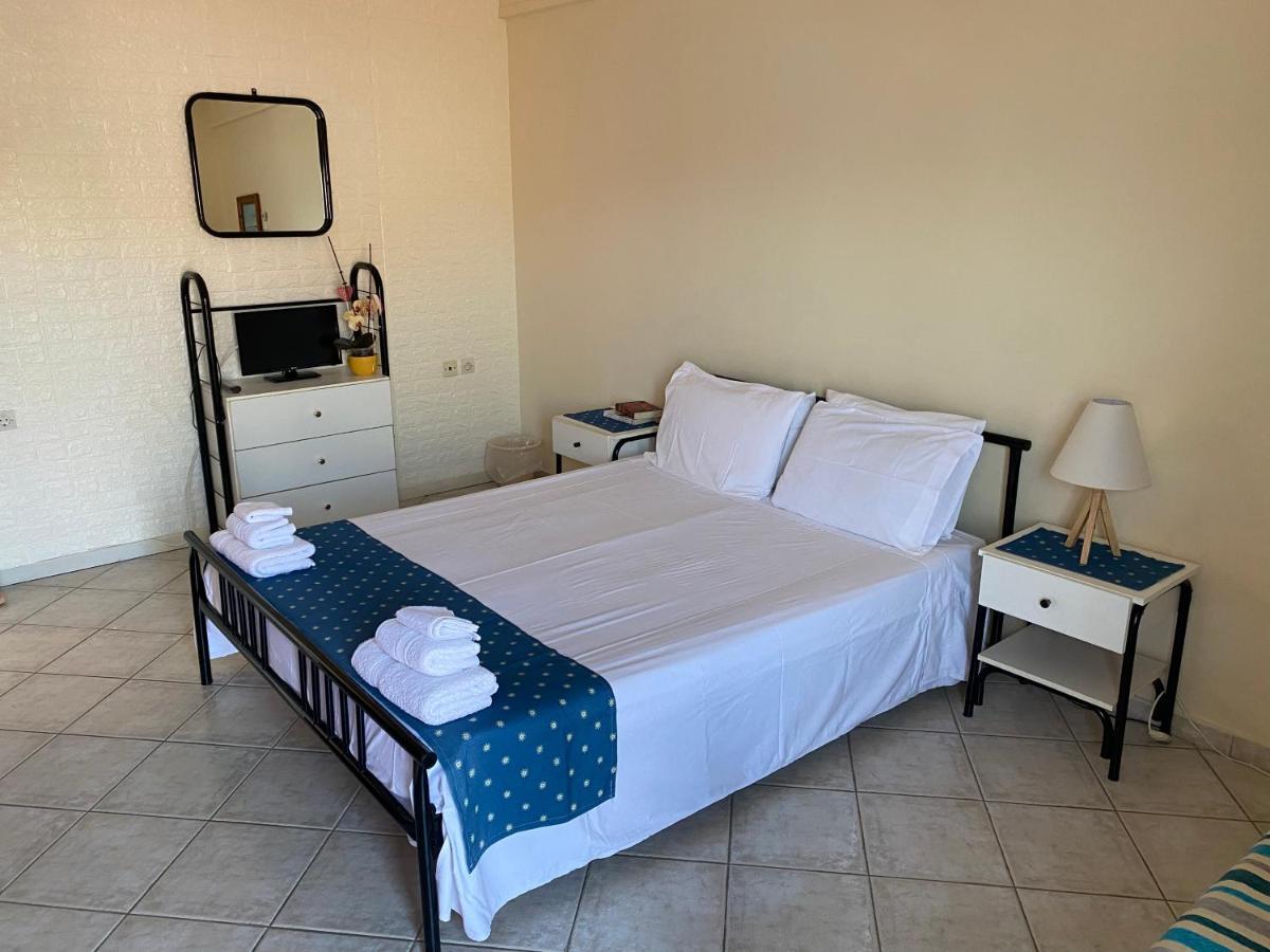 ליקסורי Mariangela Apartments מראה חיצוני תמונה