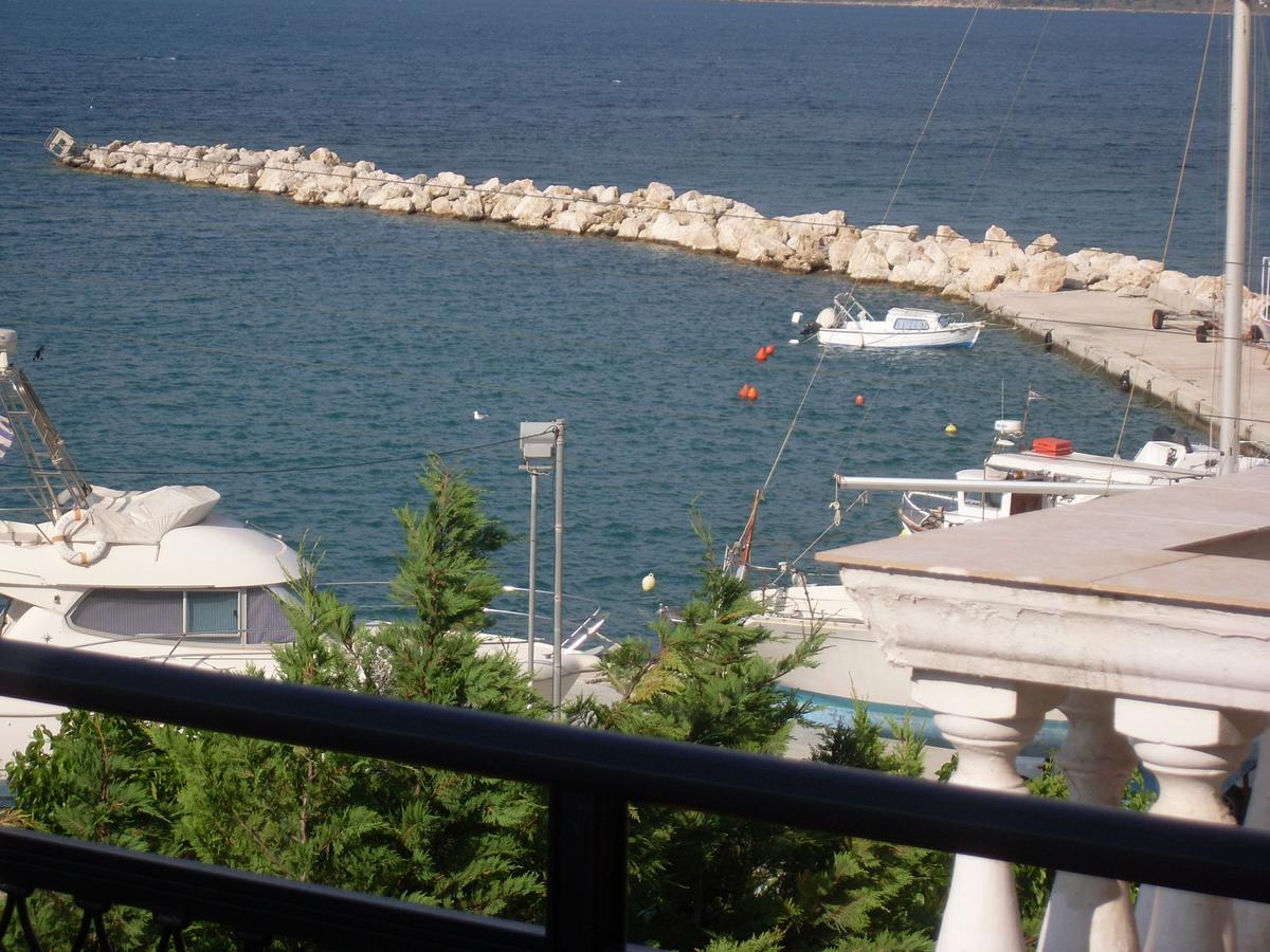 ליקסורי Mariangela Apartments מראה חיצוני תמונה